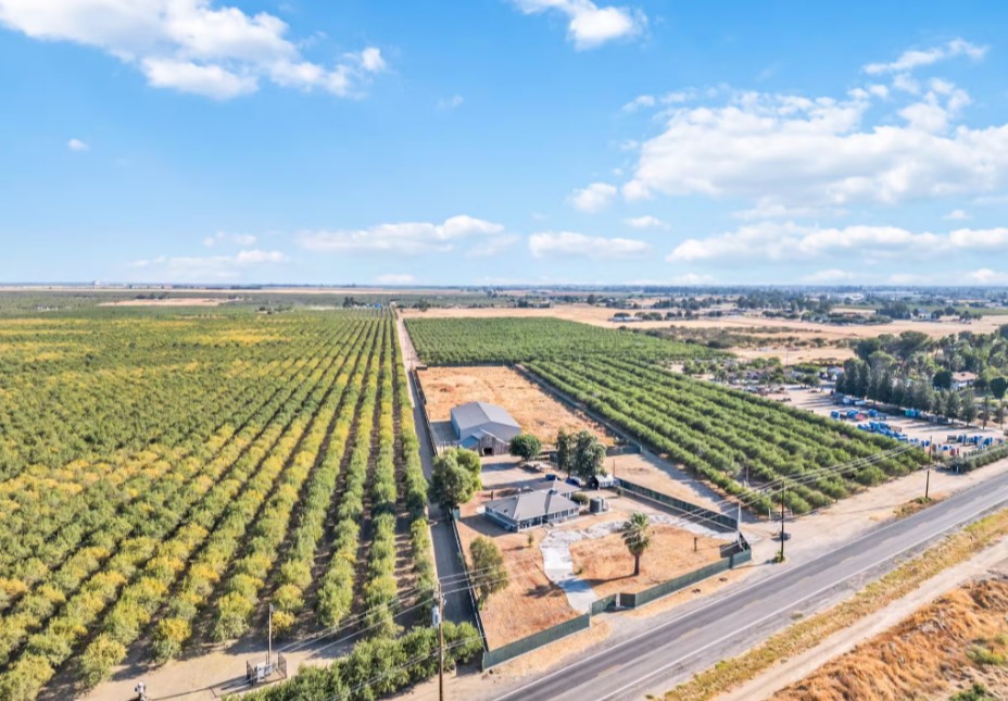 Warehouse for Sale in  California 93636